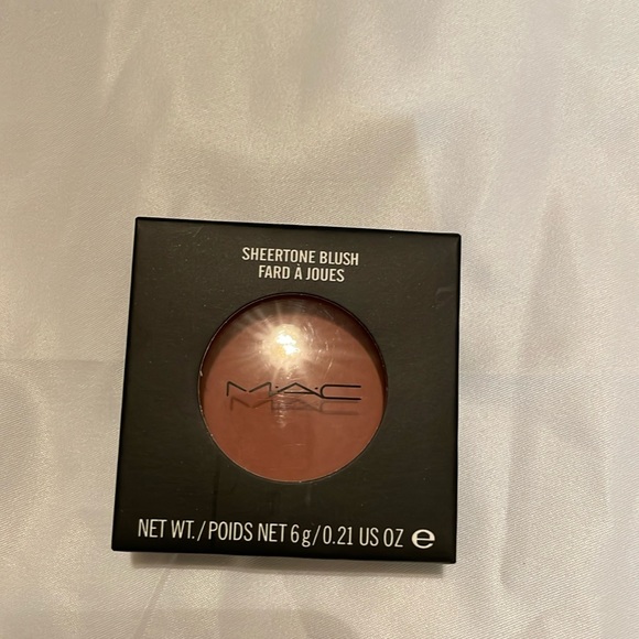 MAC SHEERTONE BLUSH PRISM - Picture 1 of 4